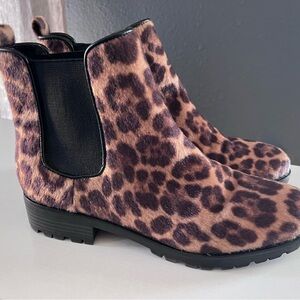 Nine West Leopard Print Ankle Boots 8.5 Like New!